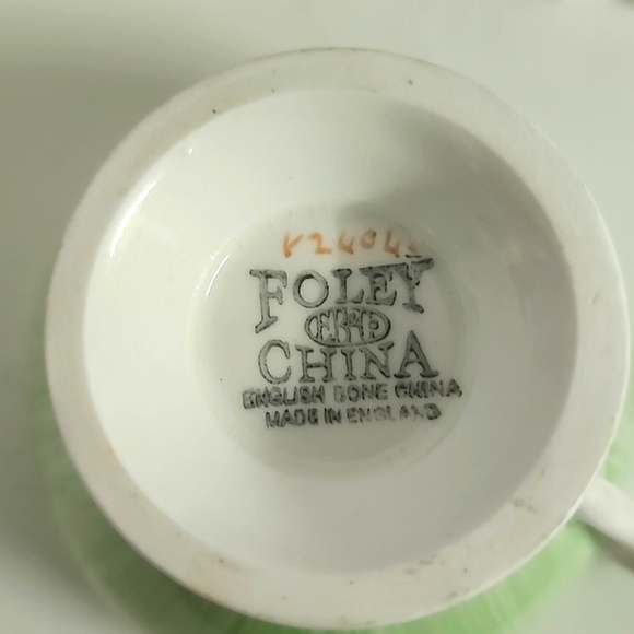 Foley China teacup and saucer, bone China, made in England, mint color - Picture 5 of 6